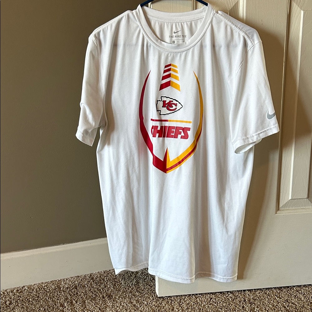 Nike White Kansas City Chiefs Short Sleeve Tee